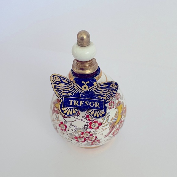 Amarige and Hot Couture by Givenchy Perfume Tresor Vintage bottle Set of 3 - Picture 3 of 14